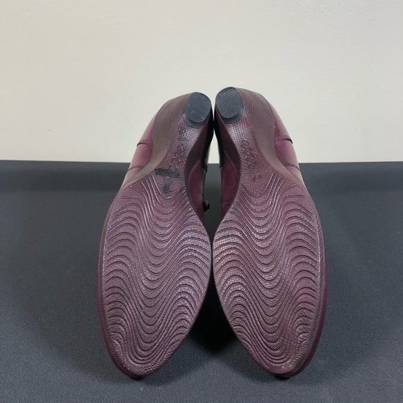 Ecco Ankle Boots. - Picture 9 of 10